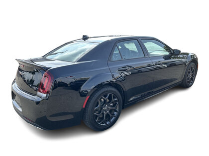 used 2023 Chrysler 300 car