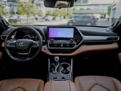 used 2024 Toyota Highlander car, priced at $60,995