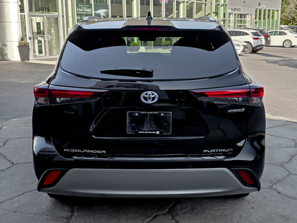 used 2024 Toyota Highlander car, priced at $60,995