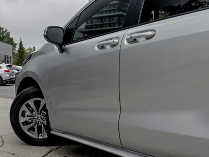 used 2025 Toyota Sienna car, priced at $59,995