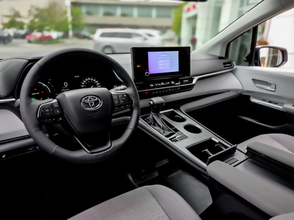 used 2025 Toyota Sienna car, priced at $59,995