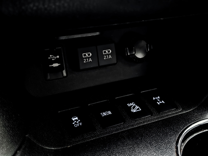 used 2019 Toyota Highlander car, priced at $33,495