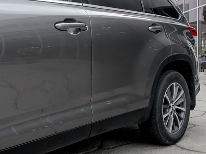 used 2019 Toyota Highlander car, priced at $33,495