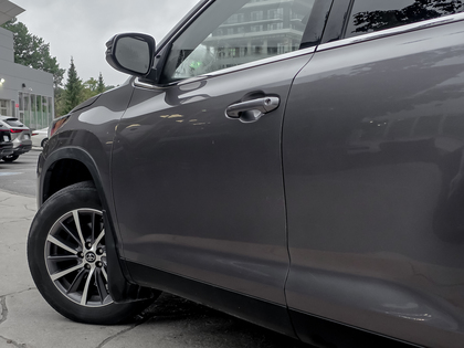 used 2019 Toyota Highlander car, priced at $33,495