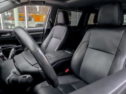 used 2019 Toyota Highlander car, priced at $33,495