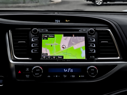 used 2019 Toyota Highlander car, priced at $33,495