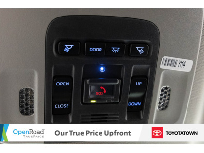 used 2022 Toyota Camry Hybrid car, priced at $34,998
