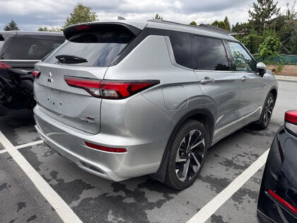 used 2024 Mitsubishi Outlander PHEV car, priced at $45,399