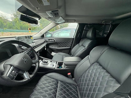 used 2024 Mitsubishi Outlander PHEV car, priced at $45,399