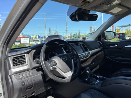 used 2018 Toyota Highlander car, priced at $34,995