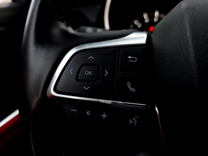 used 2021 Toyota Highlander car, priced at $46,495