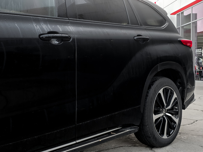 used 2021 Toyota Highlander car, priced at $46,495