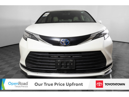 used 2021 Toyota Sienna car, priced at $42,998