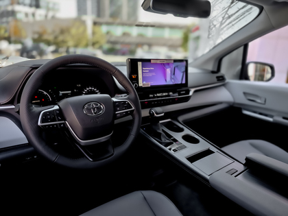used 2025 Toyota Sienna car, priced at $61,495