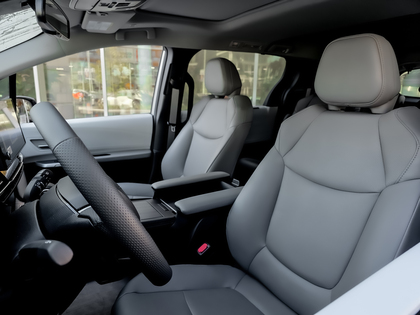 used 2025 Toyota Sienna car, priced at $61,495
