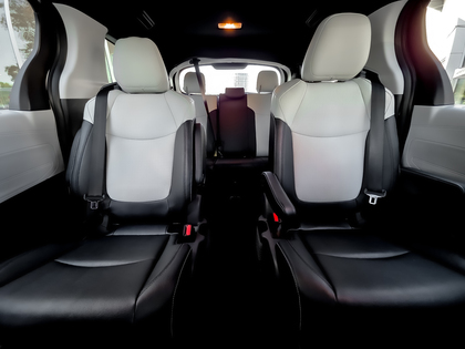 used 2025 Toyota Sienna car, priced at $67,495