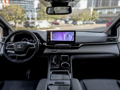used 2025 Toyota Sienna car, priced at $67,495