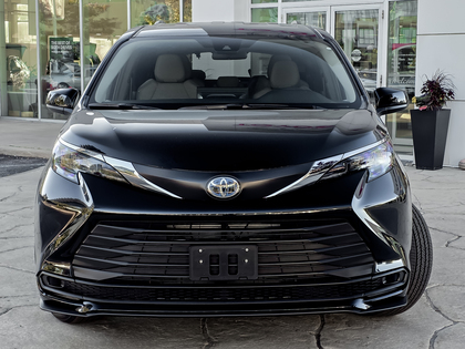 used 2025 Toyota Sienna car, priced at $59,995