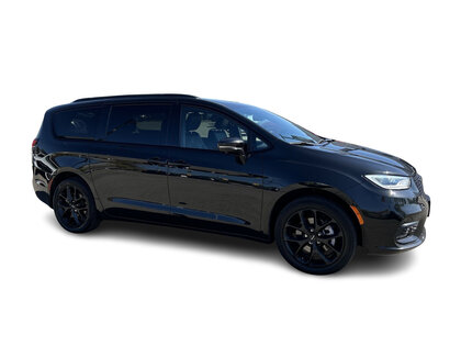 used 2022 Chrysler Pacifica car, priced at $38,995