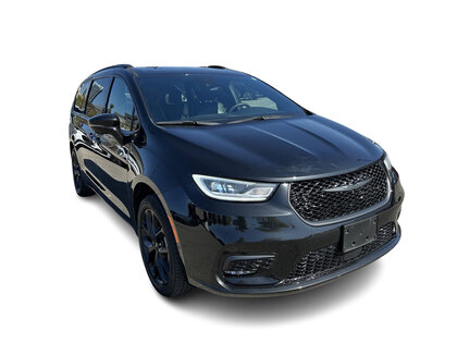 used 2022 Chrysler Pacifica car, priced at $38,995