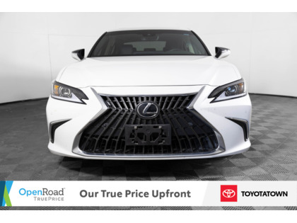used 2024 Lexus ES 300h car, priced at $50,998