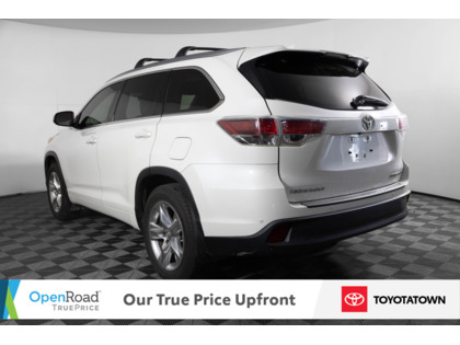 used 2015 Toyota Highlander car, priced at $25,998