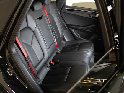 used 2019 Porsche Macan car