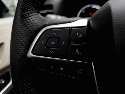 used 2022 Toyota Sienna car, priced at $59,495