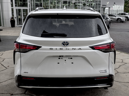 used 2022 Toyota Sienna car, priced at $59,495