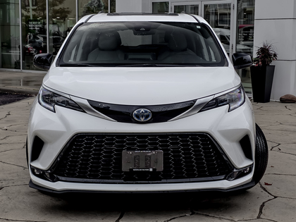 used 2024 Toyota Sienna car, priced at $65,995