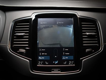 used 2018 Volvo XC90 car, priced at $28,900