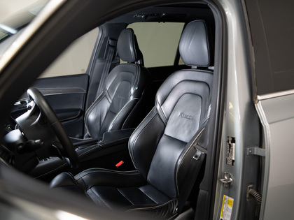 used 2018 Volvo XC90 car, priced at $28,900
