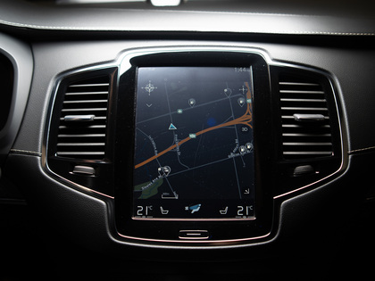 used 2018 Volvo XC90 car, priced at $28,900