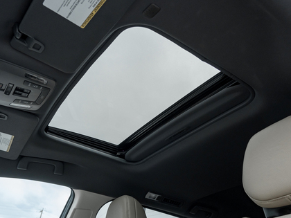 used 2024 Toyota Sienna car, priced at $53,993