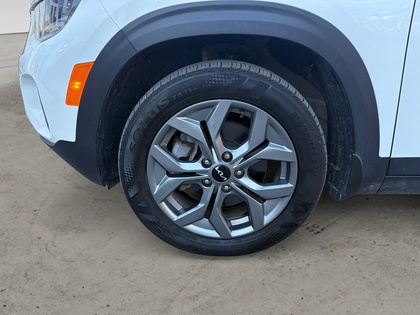 used 2024 Kia Seltos car, priced at $29,998