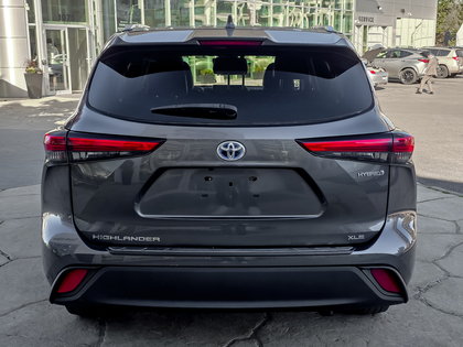 used 2020 Toyota Highlander car, priced at $43,995