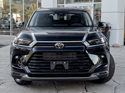 used 2025 Toyota Grand Highlander car, priced at $67,495