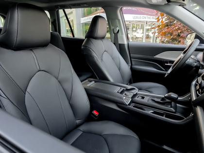 used 2025 Toyota Grand Highlander car, priced at $67,495