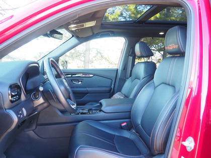 used 2025 Honda Pilot car, priced at $59,900