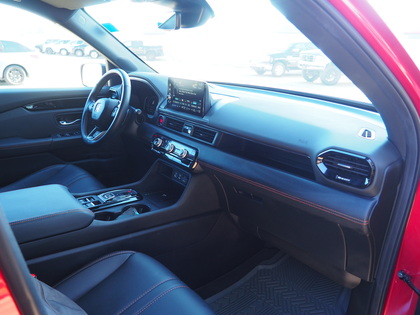 used 2025 Honda Pilot car, priced at $59,900