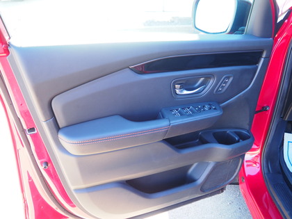 used 2025 Honda Pilot car, priced at $59,900