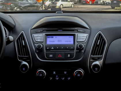 used 2015 Hyundai Tucson car, priced at $12,495