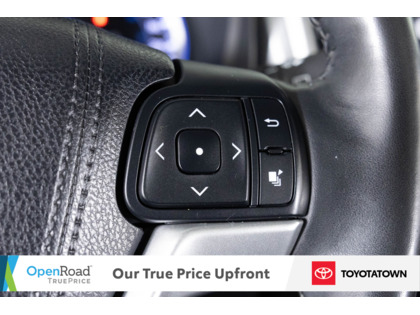 used 2015 Toyota Highlander car, priced at $25,998