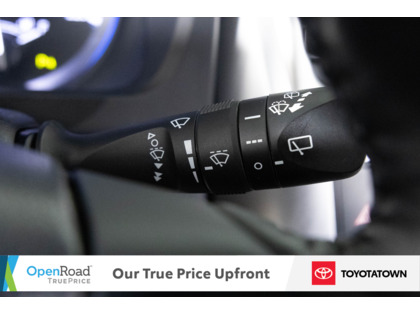 used 2015 Toyota Highlander car, priced at $25,998