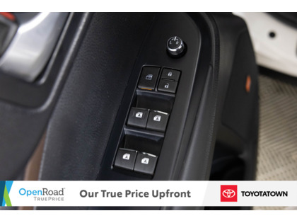 used 2015 Toyota Highlander car, priced at $25,998