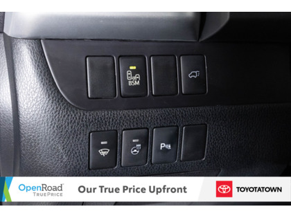 used 2015 Toyota Highlander car, priced at $25,998