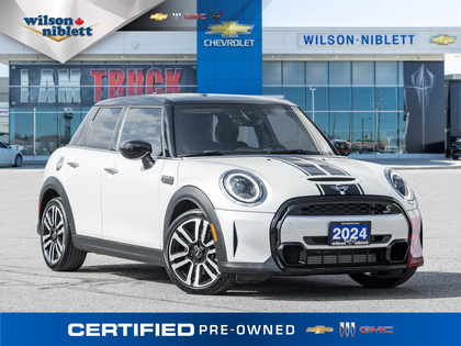 used 2024 MINI 5 Door car, priced at $34,593