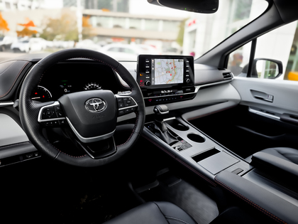 used 2024 Toyota Sienna car, priced at $59,495
