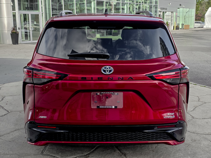 used 2024 Toyota Sienna car, priced at $59,495