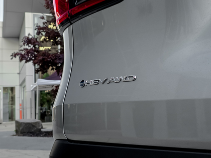 used 2025 Toyota Grand Highlander car, priced at $65,495